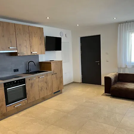 Apart Sport Zillertal 菲根